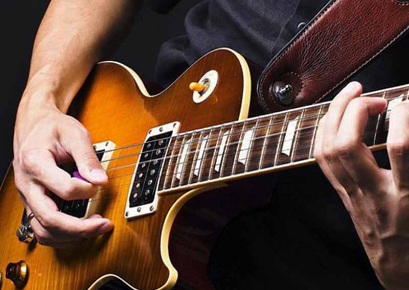 Bornova Elektro Gitar Kursu